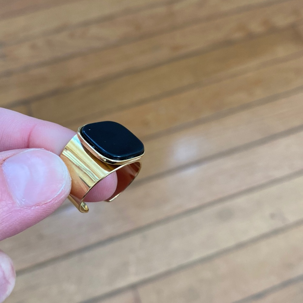 Adjustable stainless steel gold ring